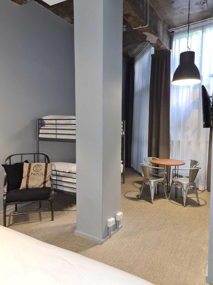 The Urban Newtown Hotel Sydney Bagian luar foto