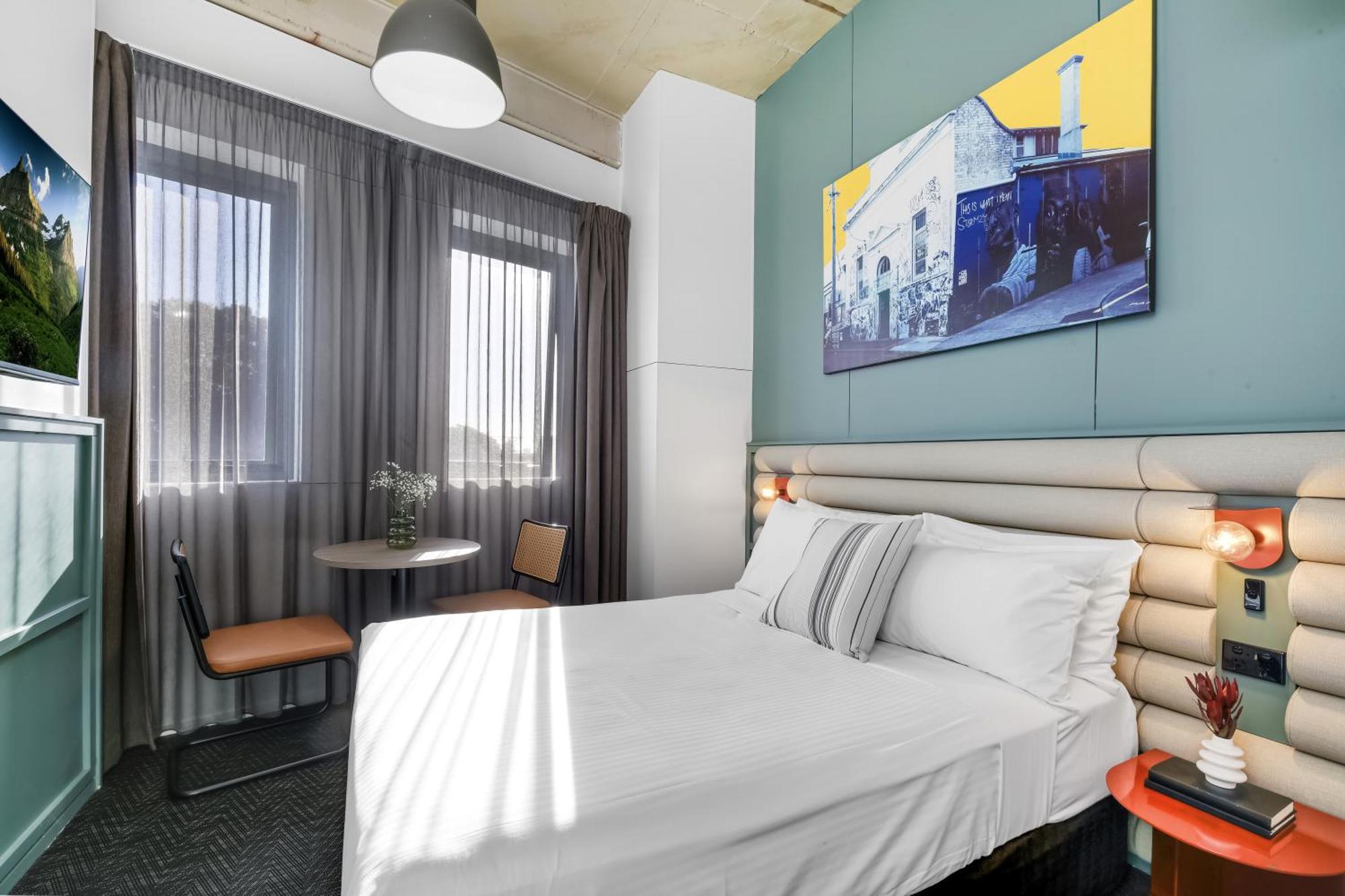 The Urban Newtown Hotel Sydney Bagian luar foto