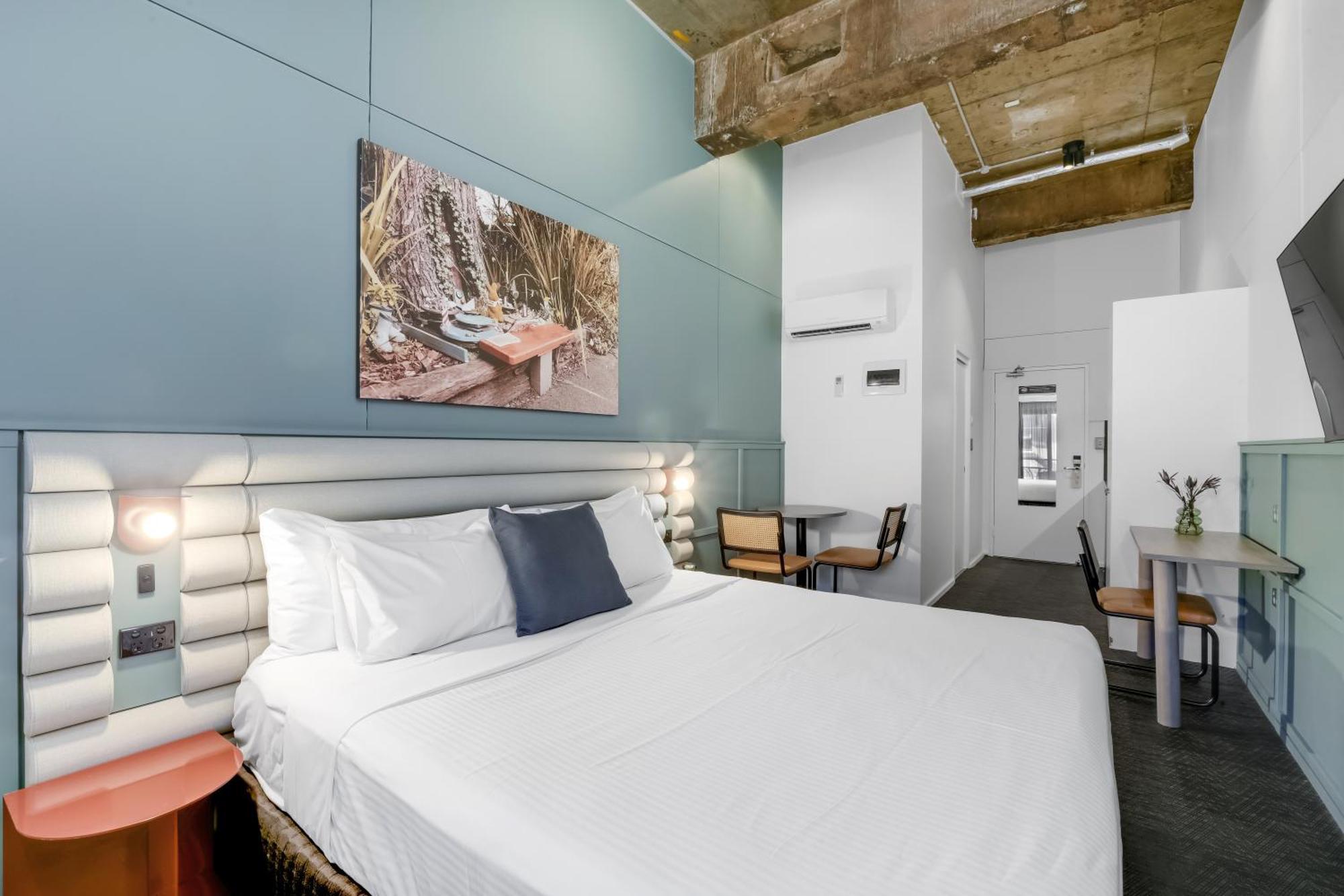 The Urban Newtown Hotel Sydney Bagian luar foto