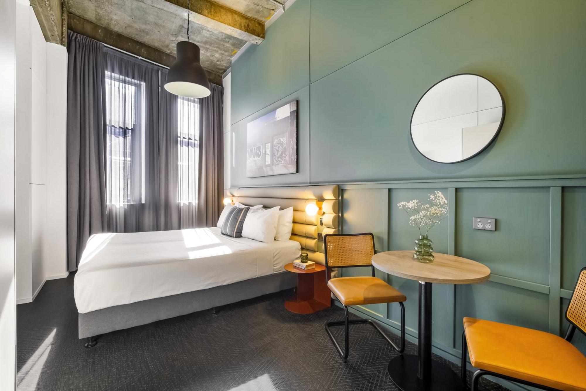 The Urban Newtown Hotel Sydney Bagian luar foto