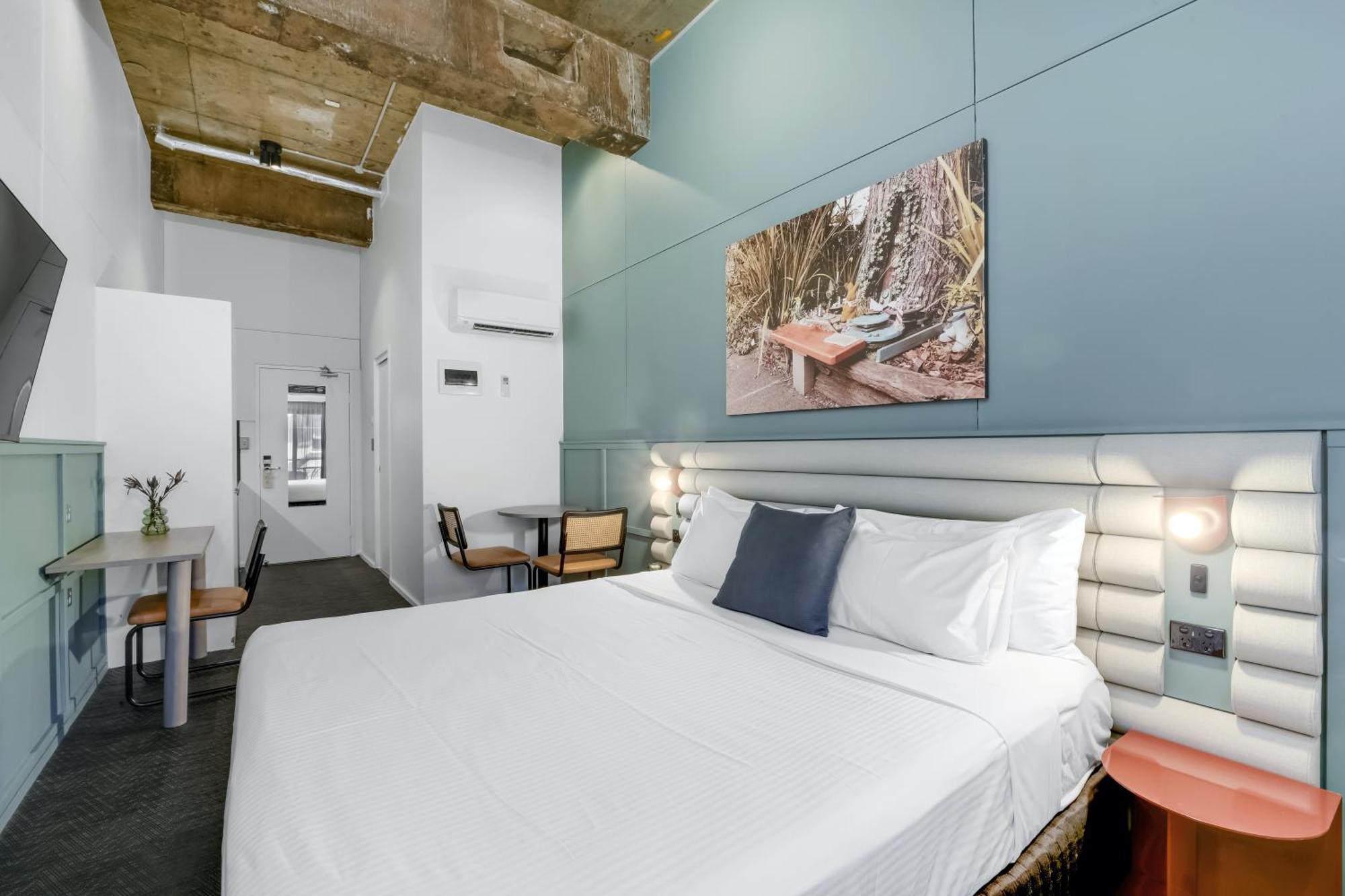 The Urban Newtown Hotel Sydney Bagian luar foto