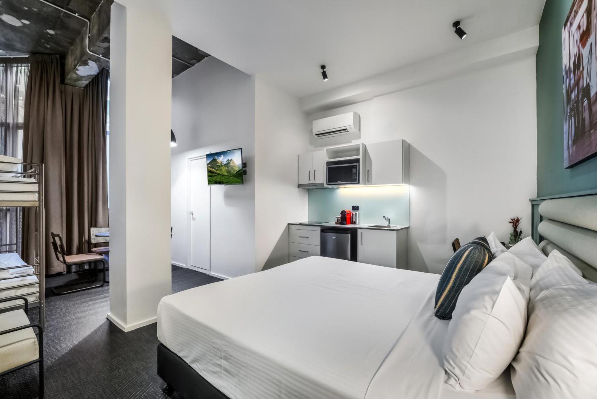 The Urban Newtown Hotel Sydney Bagian luar foto
